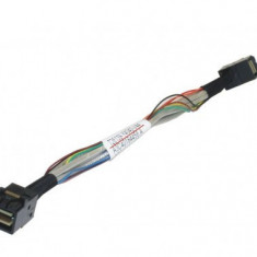 Cablu de date Fujitsu PRIMERGY TX1320 M2 T26139-Y4040-V44 CBL HOST-BP 620 SFF-8643 18CM