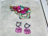 Set cercei noi rodiati, zirconii multicolore, brosa npua zirconii si cristale multicolore