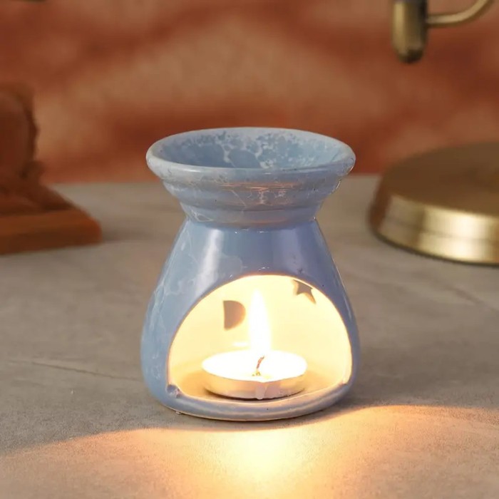 Set vas din ceramica +Lumanare parfumata+ulei esential Lavanda