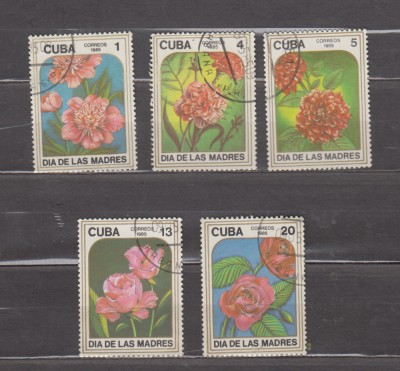 A12 S3 6 - Timbre foarte vechi - Cuba - flori exotice foto