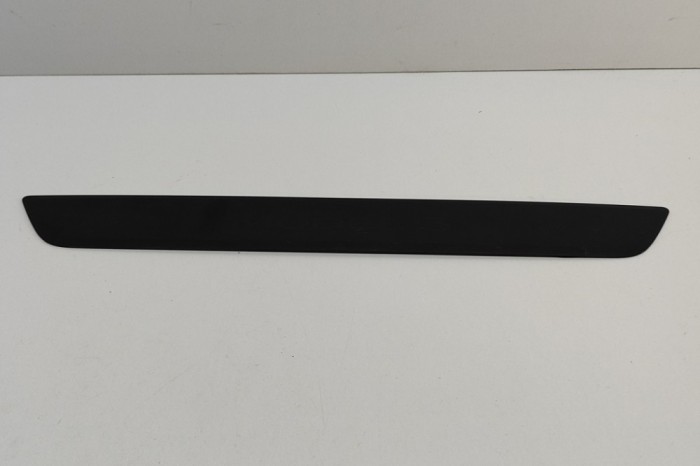 Ornament prag st&acirc;nga față TESLA MODEL 3 2021 OEM: 1504763-00-C 22296781