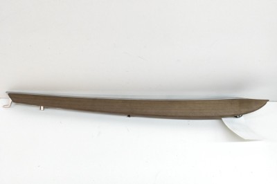 Ornament panou ușă dreapta față TESLA MODEL Y 2021 OEM: 1593824-03-B,1593853-00-A 22597411 foto