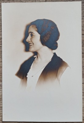 Portret de domnisoara, Romania interbelica// fotografie foto