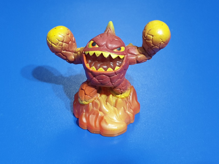 Figurina Skylanders Giants - Eruptor Lightcore (Model 84552888)