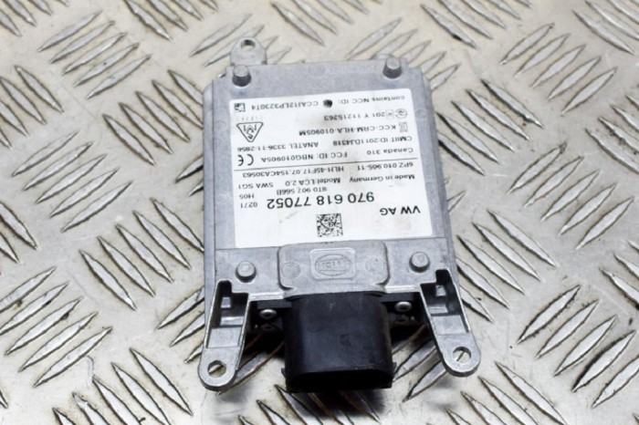 Modul de control unghi mort PORSCHE PANAMERA 970 2016 OEM: 970.618.770.52,97061877052,6PZ010905,8T0907566B | 11566827