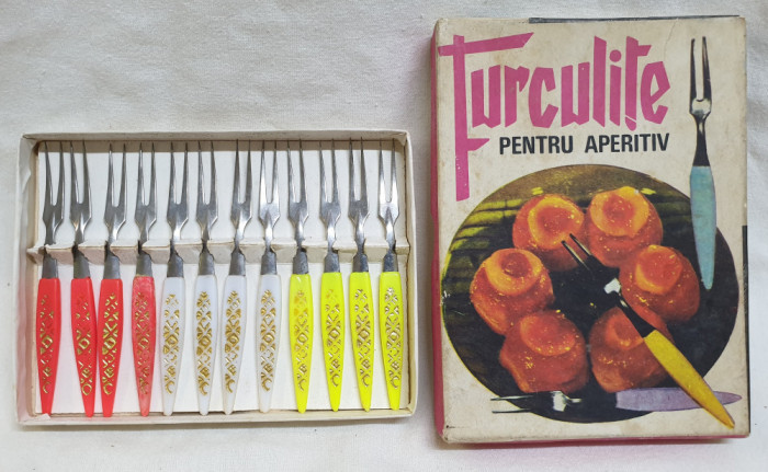 Epoca de Aur set FURCULITE PENTRU APERITIV - Cooperativa Tehnometalica 1975