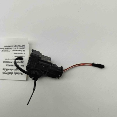 Senzor de impact dreapta spate PORSCHE CAYENNE Coupe 9YB 2023 OEM: 4N0959651D | 30746802 foto