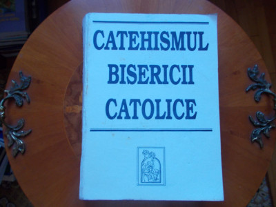 Catehismul Bisericii Catolice foto