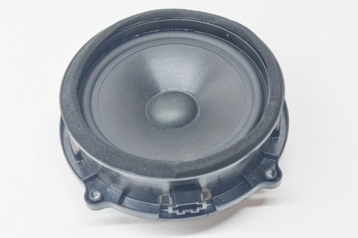 Difuzor ușă st&acirc;nga față LAND ROVER DISCOVERY IV L319 2012 OEM: 165JM084,14810-B0261,XQM500500,5H22-70451-KB 12700366