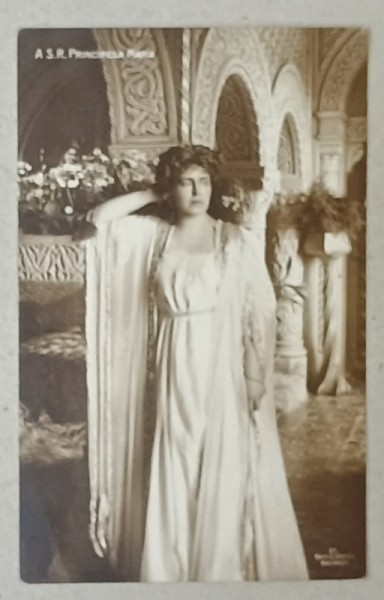 A.S.R. PRINCIPESA MARIA LA PALATUL COTROCENI , FOTO COLECTIA A. BRAND . SINAIA , INCEPUTUL SEC. XX