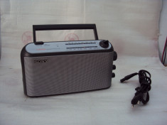 radio Sony ICF-703 foto