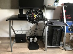 F1 Sim setup Thrustmaster T300 RS foto