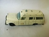 Bnk jc Matchbox 3c Mercedes Ambulance