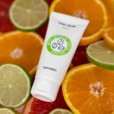 Cumpara ieftin AuraSkin Crema de maini &ndash; Chill, cu boabe de cafea transformate, pentru toate tipurile de piele, 30 ml