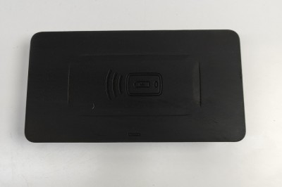Stație de &amp;icirc;ncărcare wireless BMW i4 G26 2022 OEM: 5A1DB18 30431240 foto