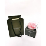 Cutie pentru bijuterii cu trandafir criogenat 8cm roz, 9x9x10 cm