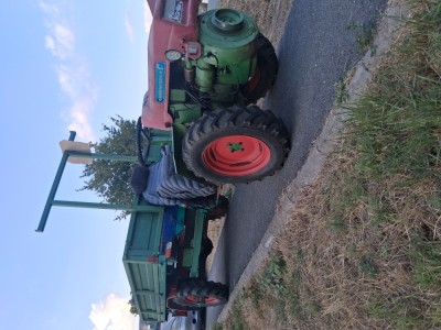 Tractor agricol foto