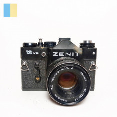Zenit 12 XP cu Helios 44M-4 58mm f/2 M42
