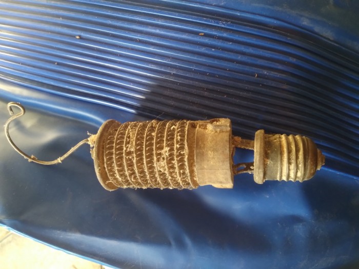 Incalzitor de camera la Bec anii 40 bronz