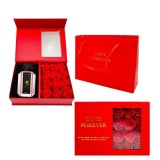 Cumpara ieftin Cutie cadou Love Forever cu 12 trandafiri de sapun si apa de toaleta Avon Imari Corset pentru femei 50 ml, cadou elegant si rafinat