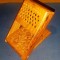 C726-Port Tigaret nuc masiv sculptat. Lungime 13 cm, latime 8 cm, grosime 3 cm.