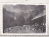 Bnk foto Cabana Izvorul Muntelui 1963, Alb-Negru, Romania de la 1950, Cladiri