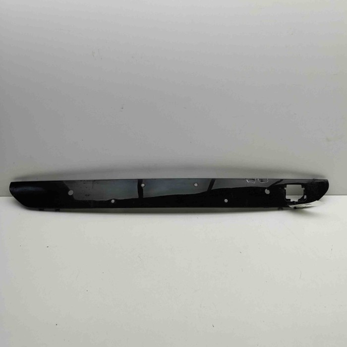 Bandou central bara de protecție față BMW X7 G07 2020 OEM: 8090085