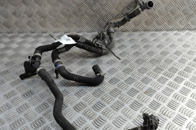 Furtun de lichid de răcire PORSCHE Taycan 2022 OEM: 9J1121162C | 31802699 foto