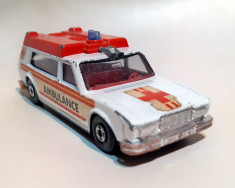 Ambulance - Matchbox foto