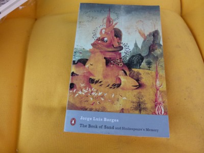 The bookof sand - Borges foto