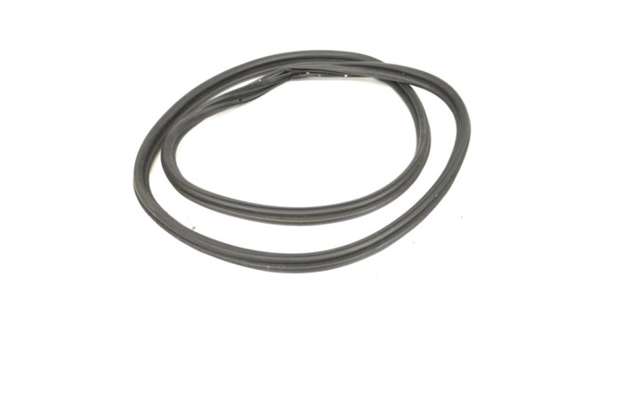 Garnitura de cauciuc haion JAGUAR F-TYPE Coupe X152 2015 OEM: 4L26-1242-E11 | 12249339