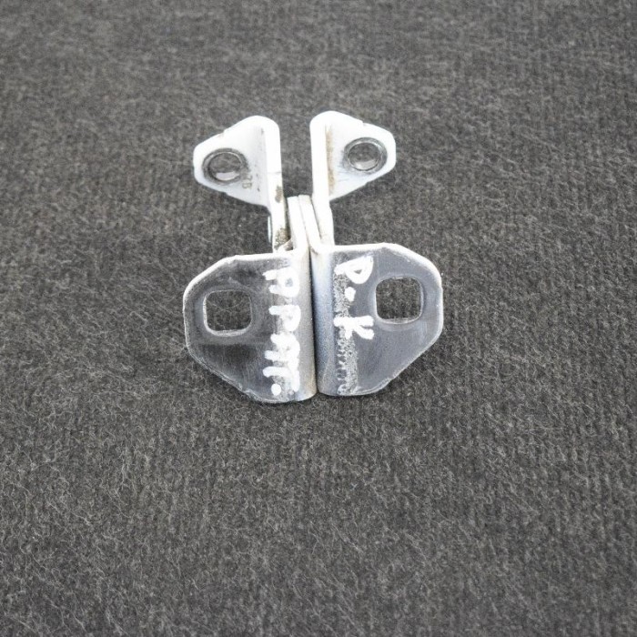 Balama ușă st&acirc;nga față TESLA MODEL X 2016 OEM: 1120038 10048606