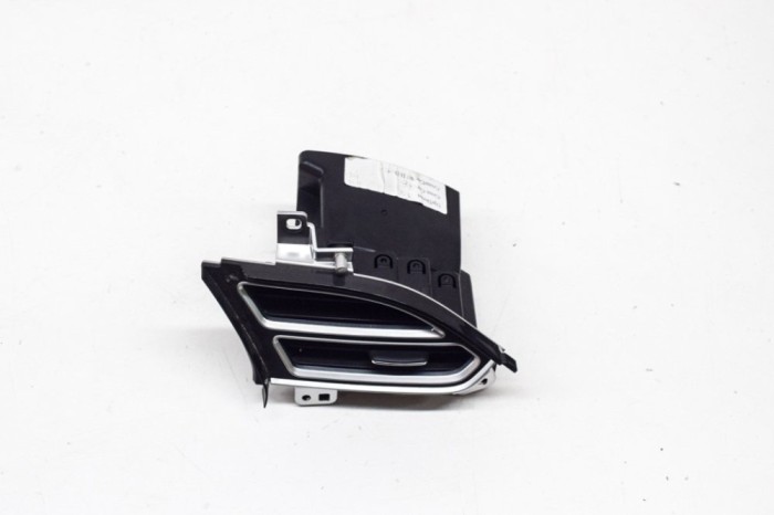 Gura de ventilație planșa de bord TESLA MODEL S 2016 OEM: 1023244-00-C 13931003