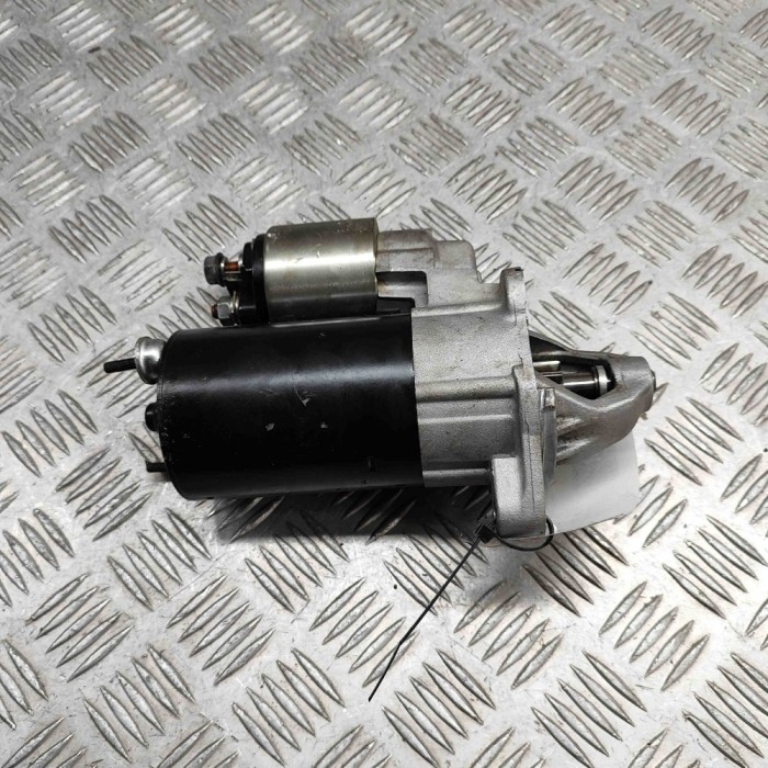 Electromotor AUDI A4 8E2, B6 2003 OEM: 06B911023A