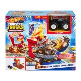 Set de joaca cu masina Monster Trucks, Hot Wheels, Fire Crash Challenge, HNB90