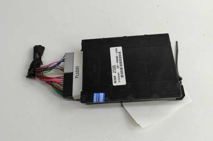 Unitate de control suspensie pneumatică FORD USA EXPLORER U2 1997 OEM: F87F-3B494-AC 29927601