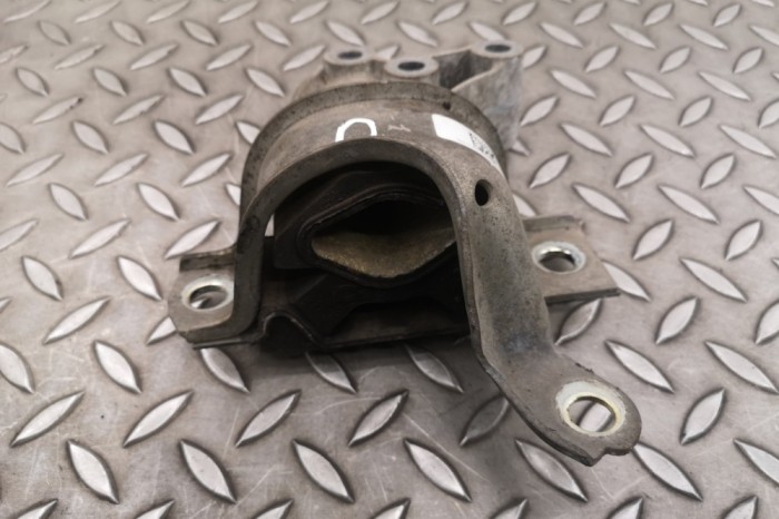Suport motor dreapta CHRYSLER YPSILON 2013 OEM: 005191024200 25846682