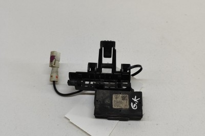 Amplificator de antena PORSCHE MACAN 95B 2014 OEM: 95B907245A,95B.907.245.A 26835952 foto