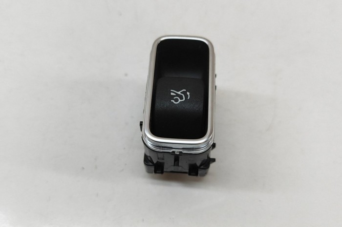 Comutator deschidere haion MERCEDES-BENZ CLA Coupe C118 2023 OEM: A2479055403 | 31985428