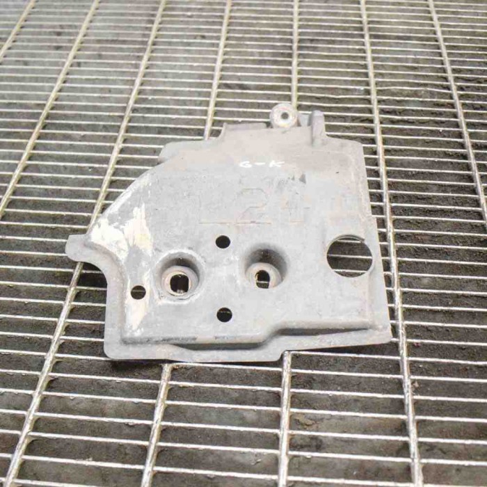 Scut motor st&acirc;nga spate TOYOTA PRIUS _W3_ 2012 OEM: 57628-12130