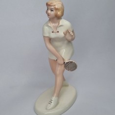 Fata jucatoare de tenis - bibelou portelan, ceramica romanesc (FOARTE RAR), vechi, vintage