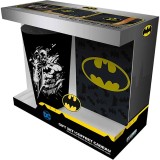 Set Cadou DC Comics - Pahar XXL + Insigna + Notebook de Buzunar Batman