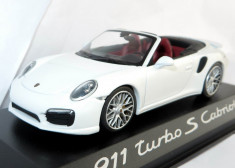 Minichamps Porsche 911 Turbo S cabriolet 2014 1:43 foto