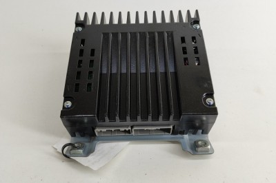 Amplificator de sunet HONDA CR-V IV RM_ 2015 OEM: 39186-T1G-E111-M1,39186-T1G-E111 23854145 foto