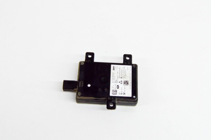 Modul de control unghi mort JAGUAR I-PACE X590 2019 OEM: JPLA-14F152-AD 17768126