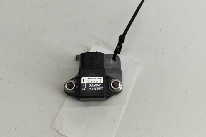 Senzor de accelerație HONDA CIVIC X Hatchback FC_, FK 2018 OEM: 39940-TGH-A010-M1 27536725