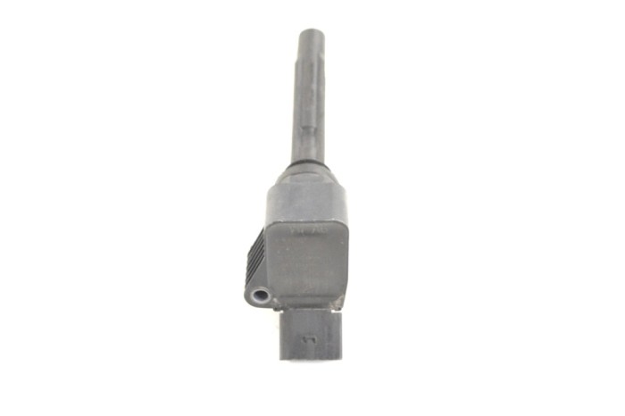 Bobina de inducție de &icirc;naltă tensiune VW GOLF VII 5G1, BQ1, BE1, BE2 2015 OEM: 06J905110F,0040102009 | 11832391