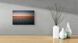 Tablou Canvas, "Apus liniștit peste mare &icirc;ntinsă", Apus, Apă, Liniște, Orizont, Cer, Valuri, Reflectie, Natură, 39 x 26 cm, CMCLASS