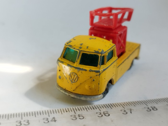 bnk jc Husky 12 VW Tower Wagon