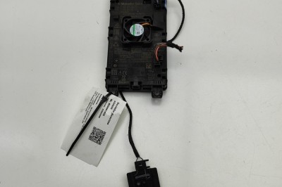 Stație de &amp;icirc;ncărcare wireless MERCEDES-BENZ EQS V297 2022 OEM: A2139052312,A3C0207780100,A2239000026,A2239015914,A2239026917 29981432 foto